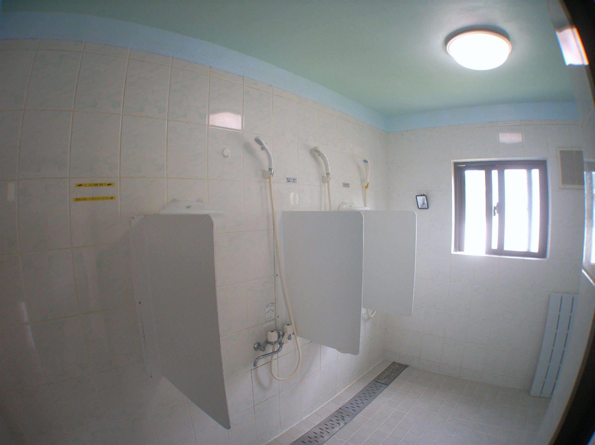 Minshuku Yadokari Hotel Zamami Ngoại thất bức ảnh