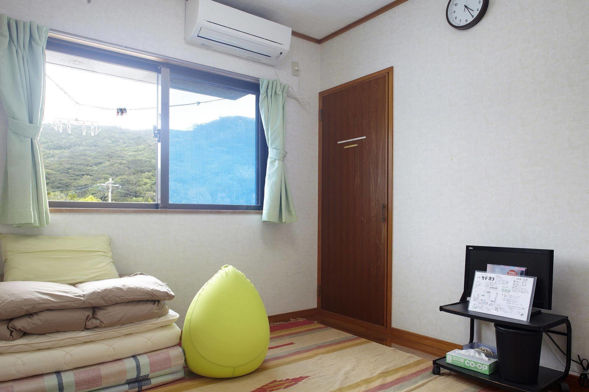 Minshuku Yadokari Hotel Zamami Ngoại thất bức ảnh